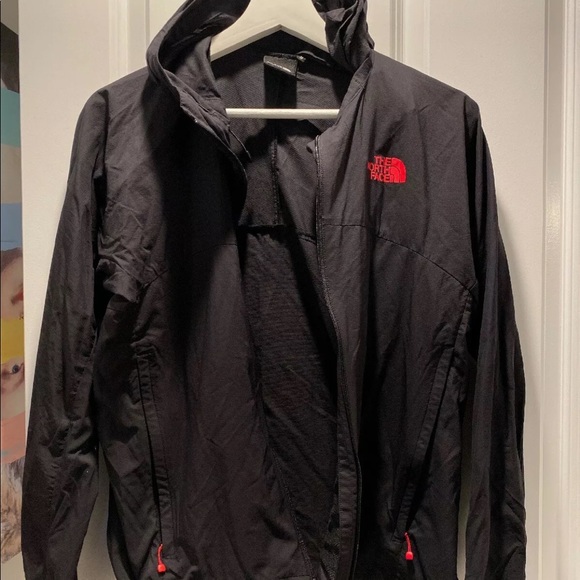 NORTHFACE red Logo Wind Breaker JAPAN EXCLUSIVE S - Picture 1 of 5